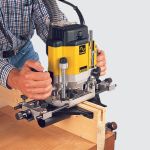 Оберфреза DeWaLT  DW625EK  2000W