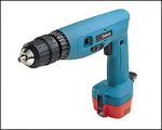 ВИНТОВЕРТ-БОРМАШИНА ЪГЛОВ УДАРЕН АКУМУЛАТОРЕН MAKITA 8412D /12V/